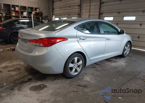 2013 Hyundai Elantra Gls z USA, uszkodzony, nr VIN 5NPDH4AE9DH447219